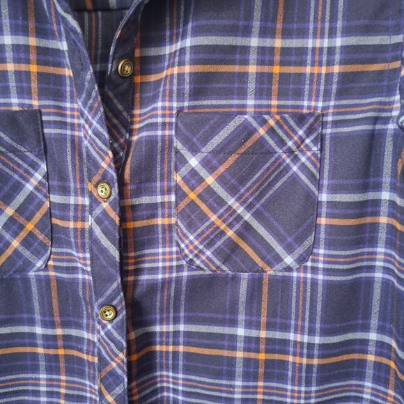 Cabela's Plaid Button Down Purple Long Sleeve Women's Small Shirt - Picture 4 of 7
